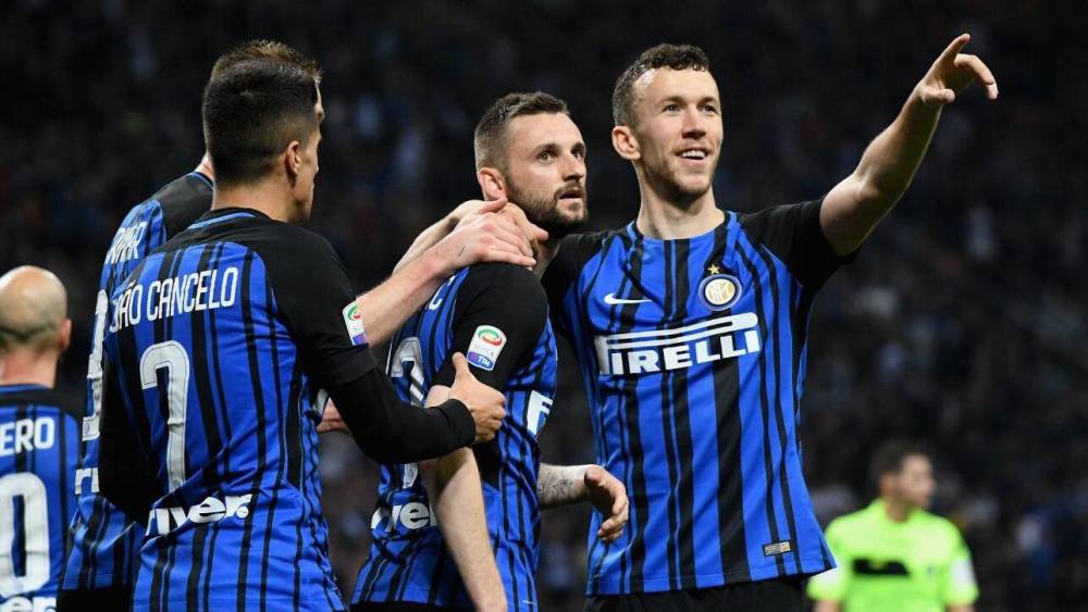 JJB- 都灵德比火药味十足，双方共吃六张黄牌收场  