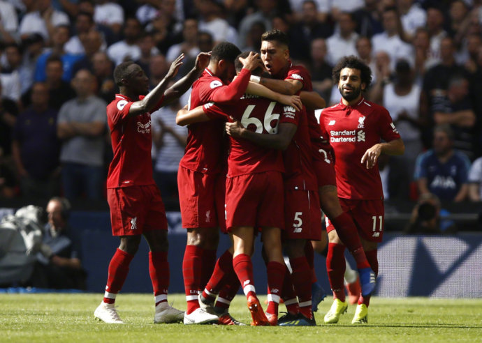  西汉姆联双星闪耀，铁锤帮力克卫冕冠军曼城